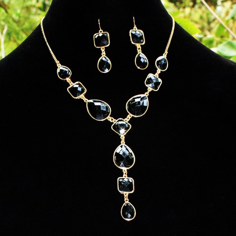 Vintage Gold Tone Necklace & Earring Set w/ Black Rhinestones